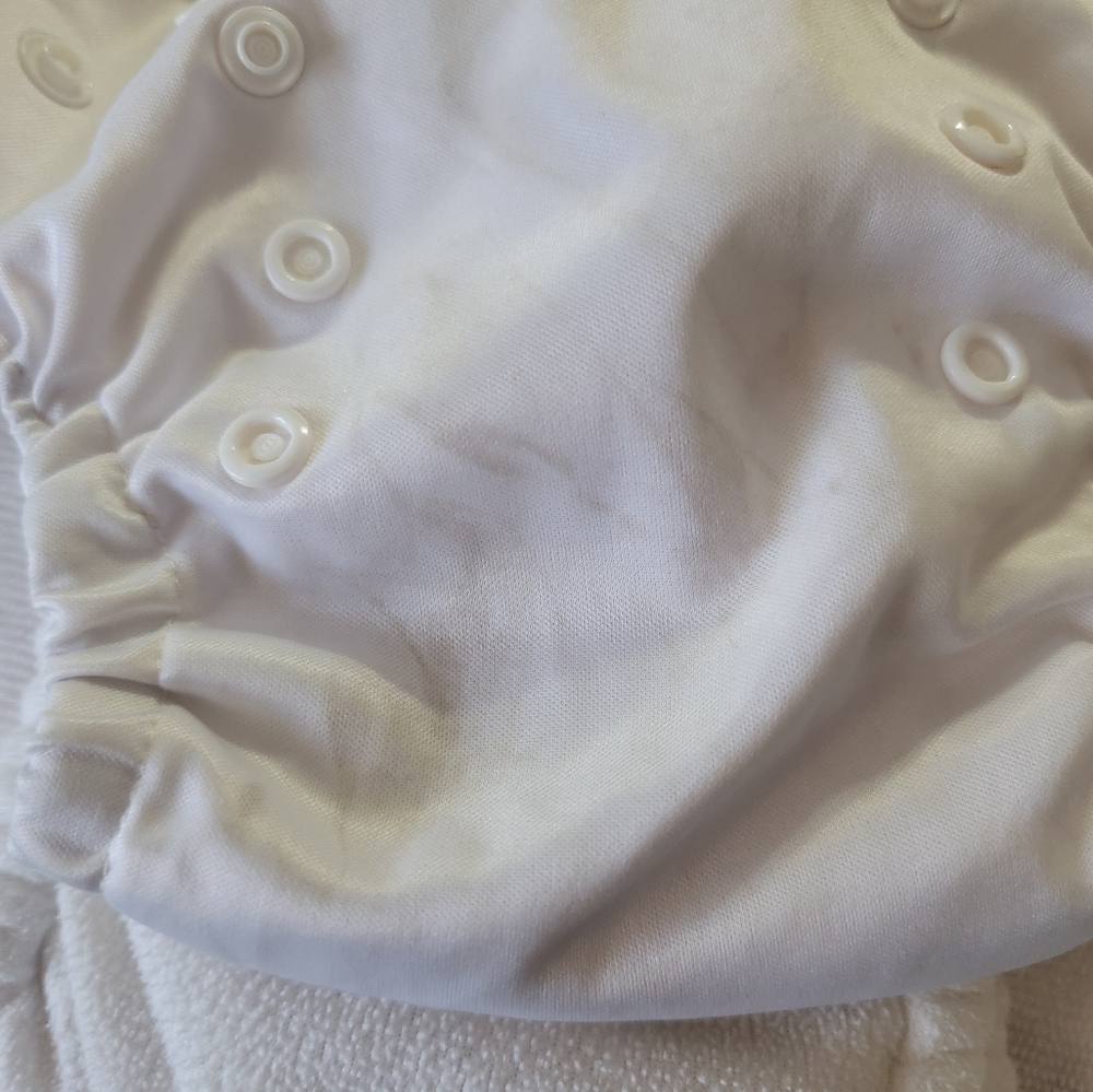 Cloth diapers - Picture 6 of 8